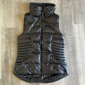 Lululemon down puffer vest size 10